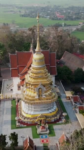 Drone Toma Hermoso Templo Chiang Mai Fhd Vídeo Vertical — Vídeos de Stock
