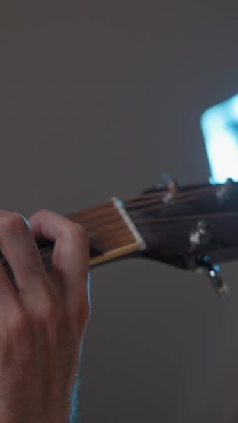 Musician Hairy Man Hand Playing Guitar Home Studio Studio Close — Vídeo de stock