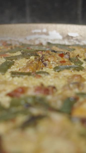 Uma Paella Quase Pronta Para Comer Descansando Comida Tradicional Espanhola — Vídeo de Stock