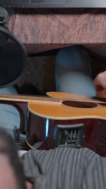 Hands Musician Playing Guitar Home Made Studio Close Shot — Αρχείο Βίντεο