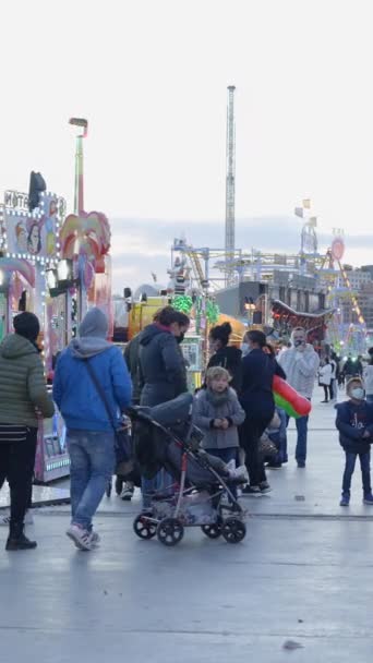 Families Kids Spend Time Valencia Fair Outdoor Amusement Park Buying — Stock Video