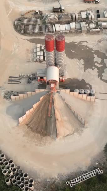 Ein Berg Sand Auf Einer Baustelle Industry Vertical — Stockvideo