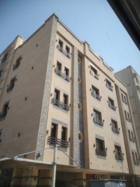 Şehirdeki eski bina.