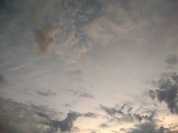 Bulutlu Güzel Gökyüzü Doğa Arka Planı — Stok fotoğraf