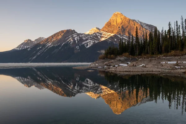 Hermosas Vistas Las Montañas Rocosas Canadienses —  Fotos de Stock