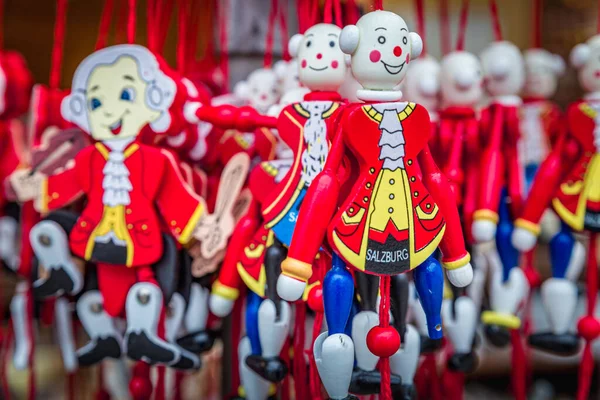 Wolfgang Amadeus Mozart Salzburg, Avusturya 'da tahta kuklalar