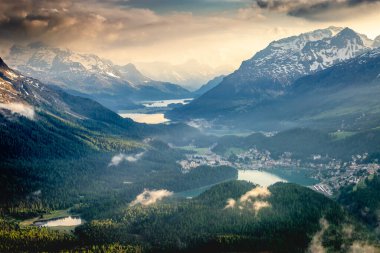 Kereviz ve Motor Gölleri, St Moritz, Silvaplana ve Maloja Muottas Muragl, İsviçre