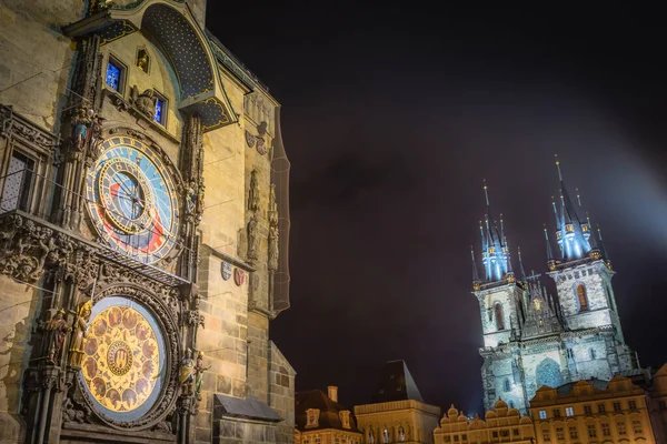 Астрономические Часы Башня Праге Старой Городской Площади Ночью Чехия — стоковое фото