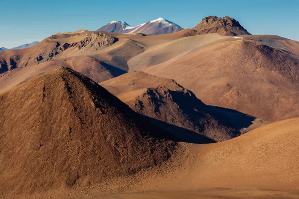 Desierto Atacama Volcán Paisaje Árido Norte Chile Frontera Con Bolivia — Foto de Stock