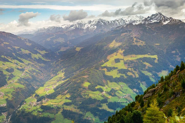 Sobre Valle Zillertal Tirol Alpes Nevados Aldeas Austria Alpina — Foto de Stock