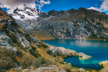 Laguna Churup ve Cordillera Blanca, uzun pozlama, Ancash Anddes, Peru