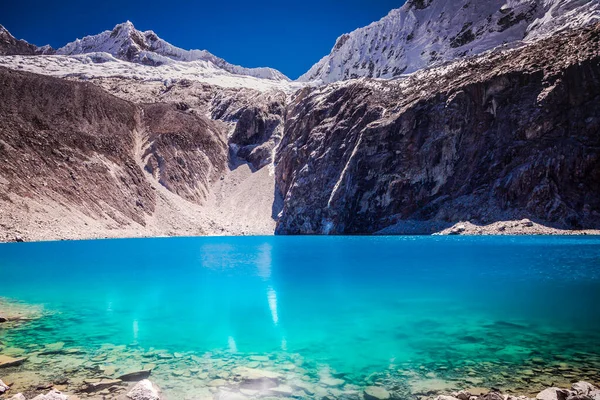 Laguna Idilliaca Cordillera Blanca Ande Innevate Ancash Perù — Foto Stock