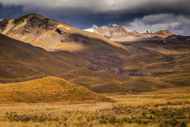 Carpa Vadisi, Cordillera Blanca, Ancash Peru And Dağları, Peru, Güney Amerika