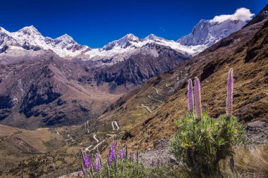 Huascaran Dağı, Cordillera Blanca 'da kar tepeli And Dağları, Ancash, Peru, Güney Amerika