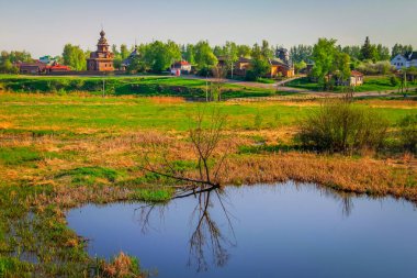 Rusya 'nın Altın Halkası' ndaki Suzdal ortaçağ köyü, cennet manzarası