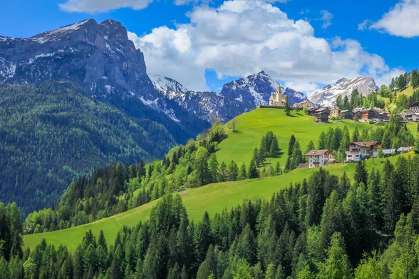 Dolomites Italian Alpine Village Colle Santa Lucia Cortina Giau Pass — Stockfoto