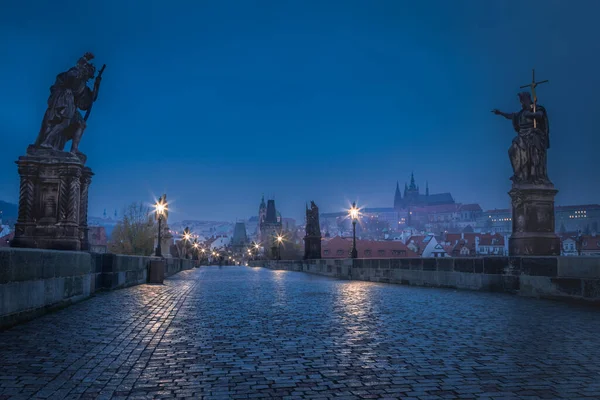 Charles Bridge Prague Czech Republic Night Lighting Evening — Zdjęcie stockowe