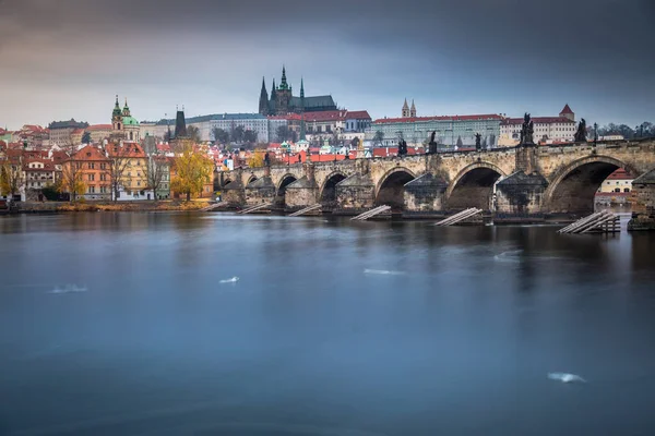 Panoramic View Cityscape Prague Vltava River Dramatic Sunset Czech Republic — Fotografia de Stock