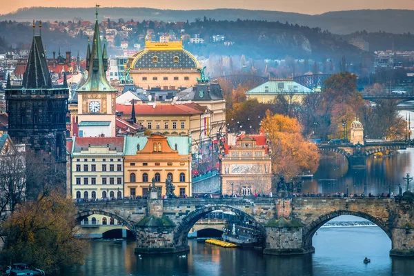Panoramautsikt Över Staden Prag Och Floden Vltava Dramatisk Kväll Tjeckien — Stockfoto