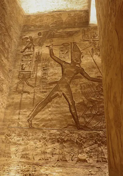 Eski Mısır tapınağı Ebu Simbel, Aswan, Mısır