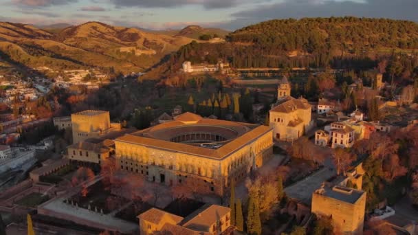 Sonnenuntergang Über Dem Alhambra Palast Und Der Festung Eine Atemberaubende — Stockvideo