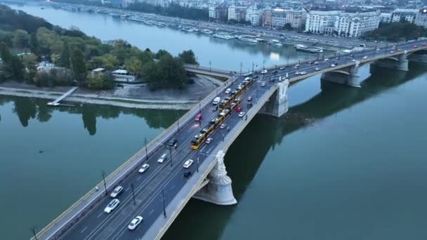 Aerial View Budapest Margaret Bridge Margit Hid River Danube Embankment — Stock Video