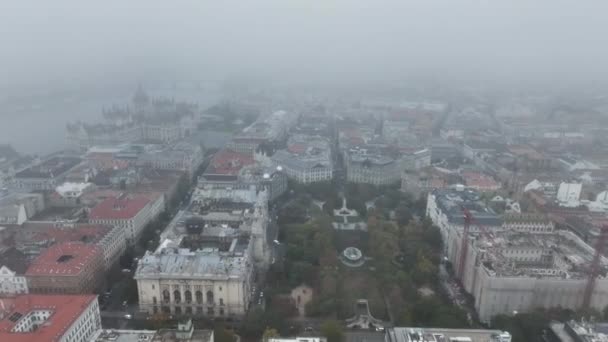 Вид Воздуха Город Будапешт Площадь Свободы Szabadsag Тер Общественная Площадь — стоковое видео
