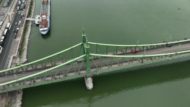 Vista Aerea Budapest Szabadsag Nascosto Liberty Bridge Freedom Bridge Collega — Video Stock