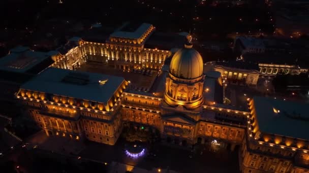 Budapest Buda Castle Royal Palace Illuminated Stunning Aerial Night Perspective — Stock video