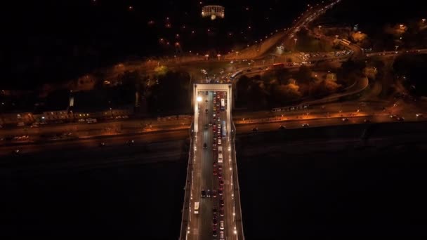 Elisabeth Bridge Illuminated Dech Beroucí Perspektiva Letecké Noci Budapešti Maďarsko — Stock video