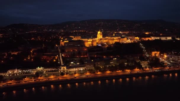 Veduta Notturna Aerea Del Castello Buda Palazzo Reale Nella Città — Video Stock