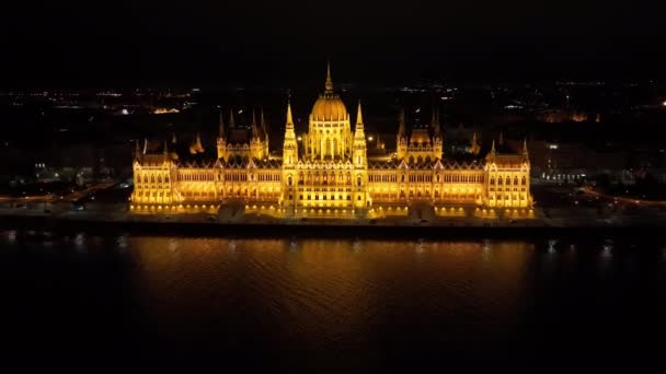 Vista Aérea Budapeste Parlamento Húngaro Edifício Noite Viagens Turismo Marco — Vídeo de Stock