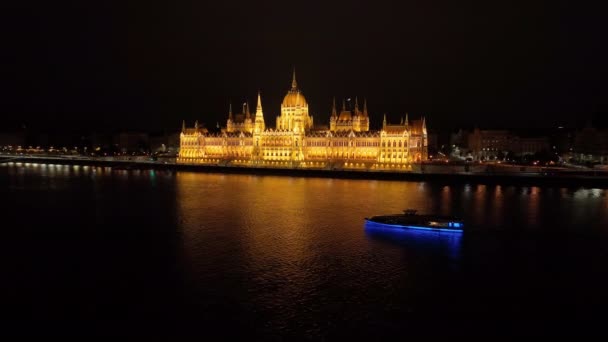 Aerial View Budapest Hungarian Parliament Building Night Travel Tourism European — Stock Video