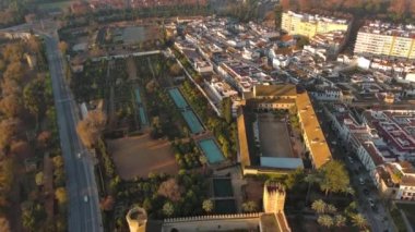 Cordoba, Endülüs, İspanya 'daki Alcazar Bahçeleri' nin havadan görünüşü