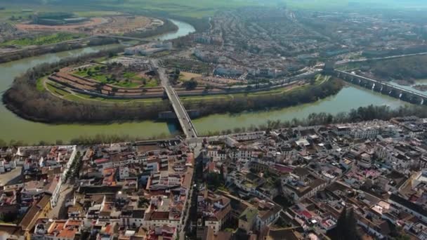 西班牙安达卢西亚科尔多瓦市天际线的空中景观 — 图库视频影像