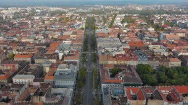 Andrassy Avenue Andrassy ut, Macaristan 'ın en ünlü caddesi.