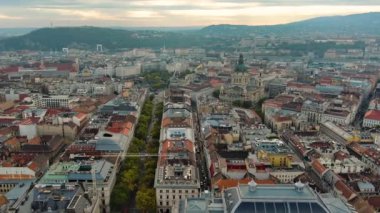 Andrassy Avenue Andrassy ut, Macaristan 'ın en ünlü caddesi.