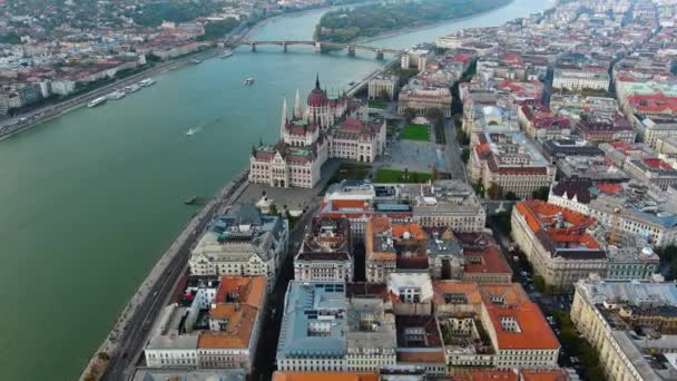 Vista Aérea Edifício Parlamento Húngaro Budapeste Hungria Capital Cityscape Dia — Vídeo de Stock