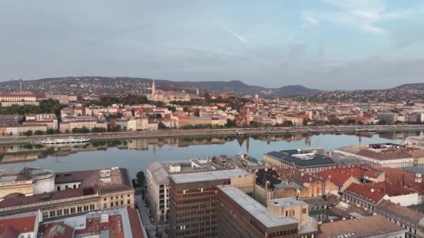 Morning Light Establishing Aerial View Shot Budapest Hungary Buda Danube — Stock Video