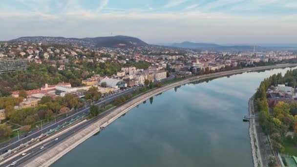 Sabah Işığı Budapeşte Macaristan Havadan Görüntü Çekimi Buda Tuna Nehri — Stok video