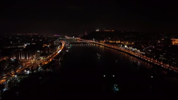 Most Elżbiety Budapeszcie Trzeci Najnowszy Most Budapesztu Łączący Budę Peszt — Wideo stockowe