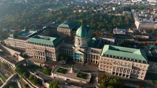 Budínský Královský Palác Zřízení Leteckého Pohledu Shot Budapest Maďarsko — Stock video