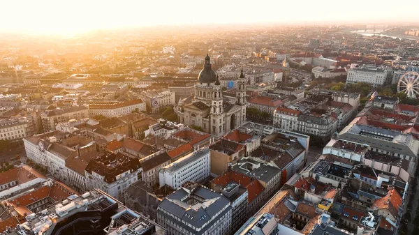 Légi Felvétel Budapest Belvárosáról Szent István Bazilikáról Napkeltekor — Stock Fotó