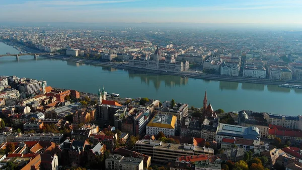 Αεροφωτογραφία Του Κτιρίου Του Ουγγρικού Κοινοβουλίου Στη Βουδαπέστη Ουγγαρία Πρωτεύουσα — Φωτογραφία Αρχείου