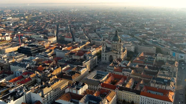 Légi Felvétel Budapest Belvárosáról Szent István Bazilikáról Napkeltekor — Stock Fotó