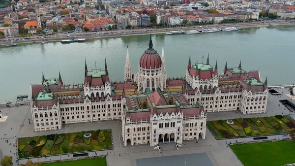 Estabelecendo Vista Aérea Tiro Budapeste Hungria Parlamento Húngaro Edifício Dia — Fotografia de Stock