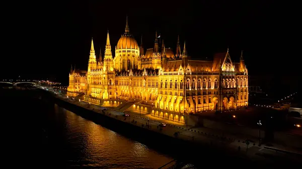 Vista Aérea Budapeste Parlamento Húngaro Edifício Noite Viagens Turismo Marco — Fotografia de Stock