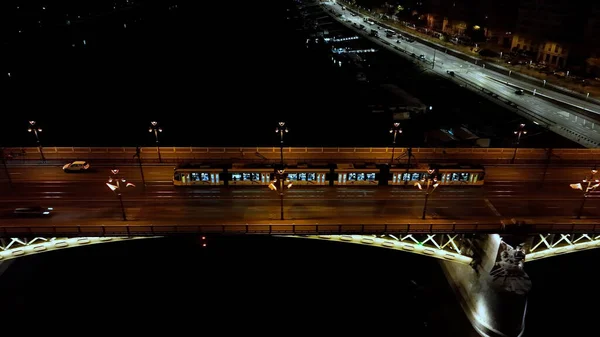 Aerial Näkymä Budapest Margaret Bridge Tai Margit Piilossa Tonavan Yli — kuvapankkivalokuva