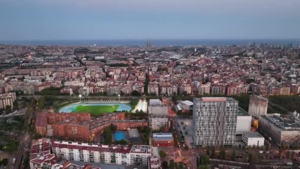 Βαρκελώνη Νύχτα Εναέρια Άποψη Των Περιοχών Nou Barris Και Sant — Αρχείο Βίντεο