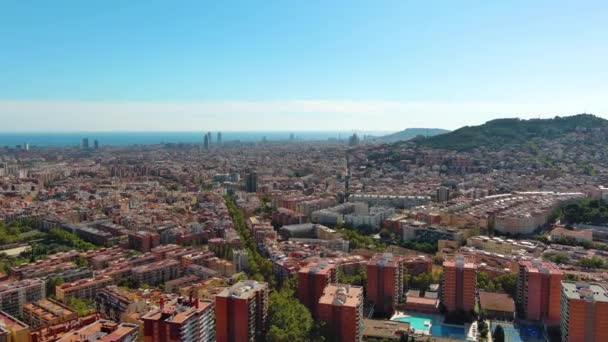 Flygfoto Över Barcelona Stad Skyline Solig Dag Nou Barris Tio — Stockvideo